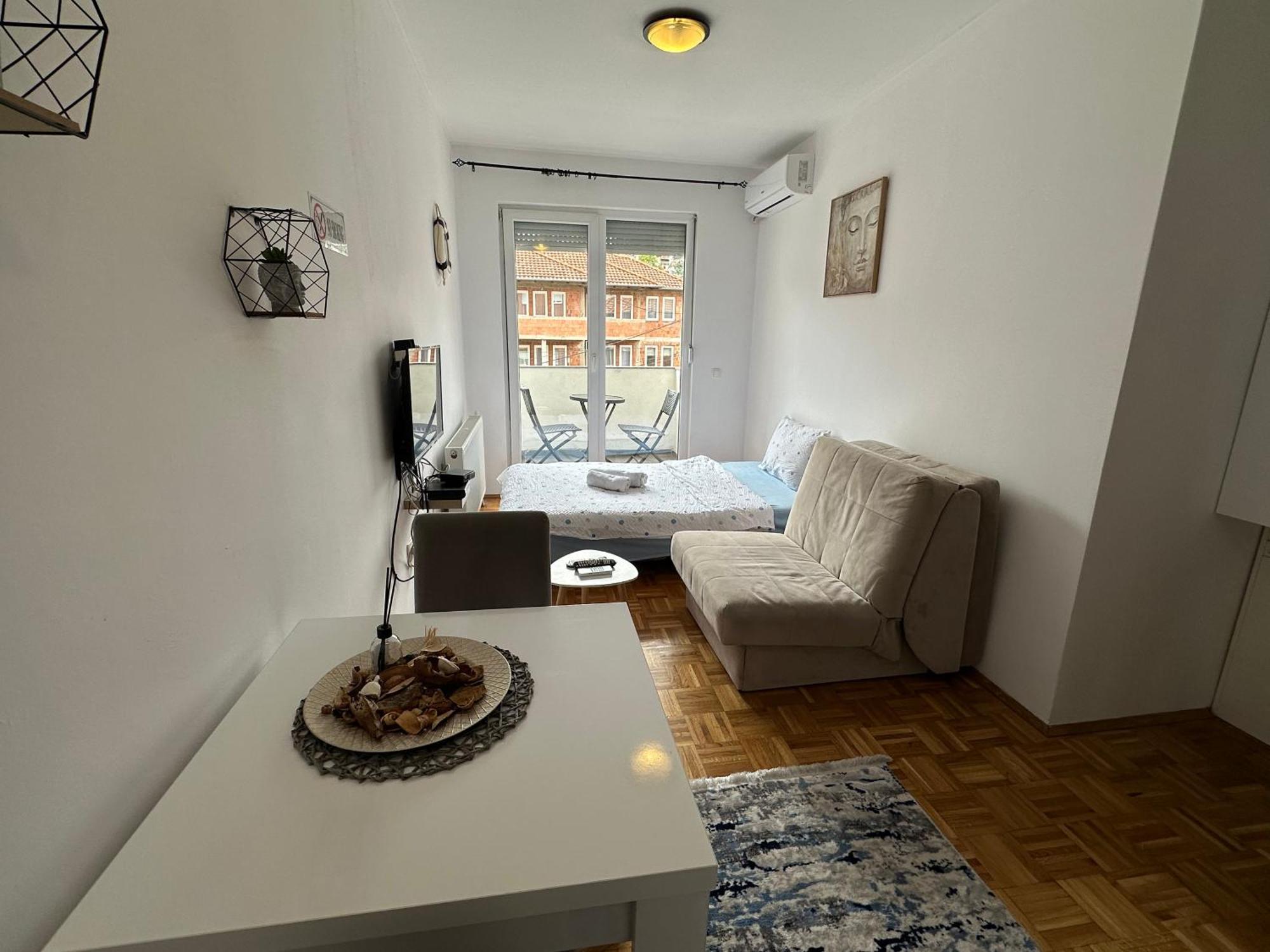 Apartment Guri Prisztina Zewnętrze zdjęcie